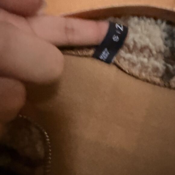 3/$25 zaful sweater Cropped Medium S brown black neutrals 21" bust A4 - Picture 3 of 10